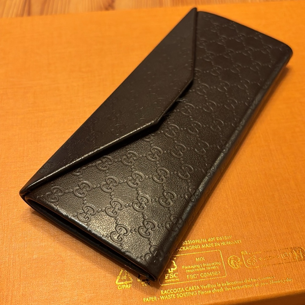 Gucci glasses case - Picture 6 of 7